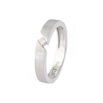 Ring 18kt wit goud met een princess 391234 Ring 18kt wit goud met een princess 391234